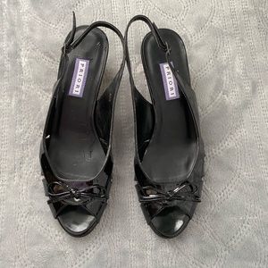 Priori Black patent leather small wedge shoes 8 1/2M worn once